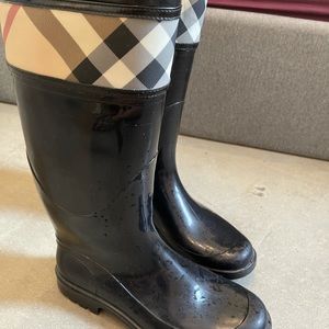 Burberry rain boots